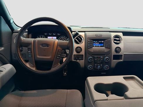 Used 2013 Ford F150 XLT w/ Luxury Equipment Group image 18