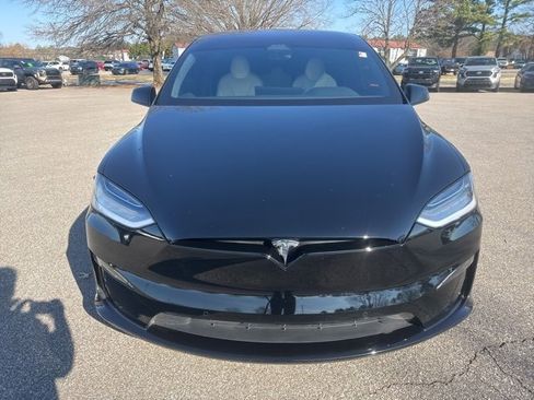 Used 2022 Tesla Model X image 8