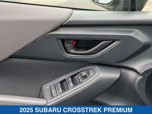 Certified 2025 Subaru Crosstrek 2.0i Premium image 13