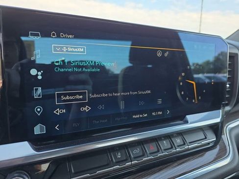 Used 2024 Chevrolet Silverado 2500 LT image 20