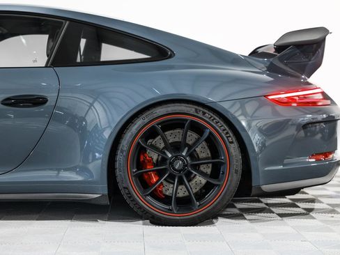 Used 2018 Porsche 911 GT3 w/ Sport Chrono Package image 16