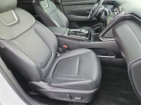 Used 2023 Hyundai Tucson Limited image 22