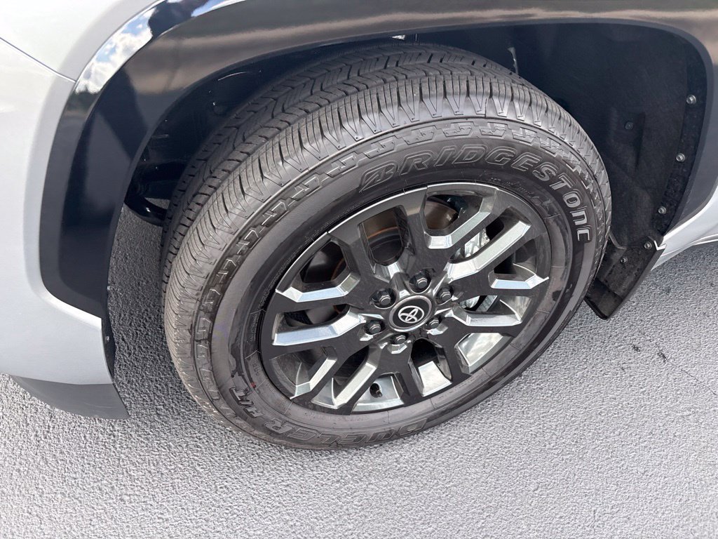 Used 2026 Toyota Sequoia Platinum AWD/4WD image 9