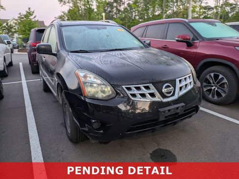 Used 2015 Nissan Rogue S w/ Convenience Package image 1