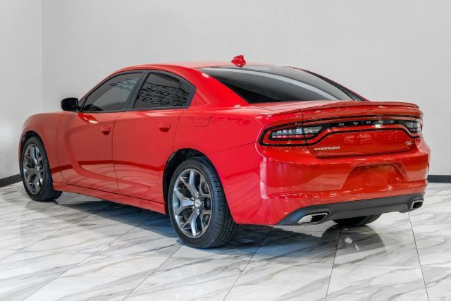 Used 2016 Dodge Charger R/T w/ Navigation & Travel Group RWD image 13