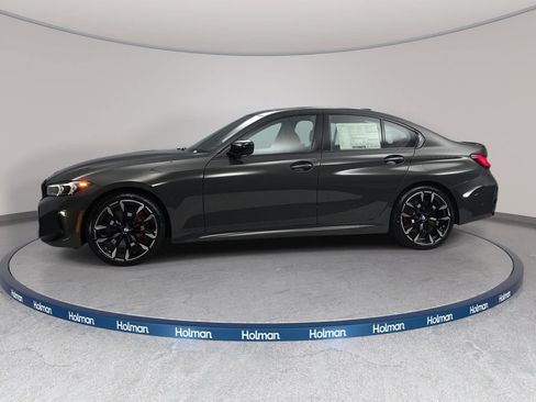 New 2026 BMW 330i xDrive Sedan w/ M Sport Package AWD/4WD image 8