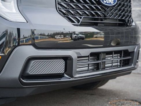 New 2026 Ford Maverick XLT w/ XLT Luxury Package image 18