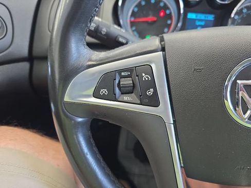 Used 2013 Buick Regal Premium FWD image 18