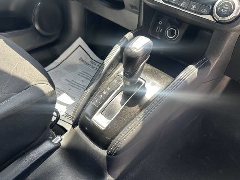 Used 2019 Nissan Kicks SV image 21