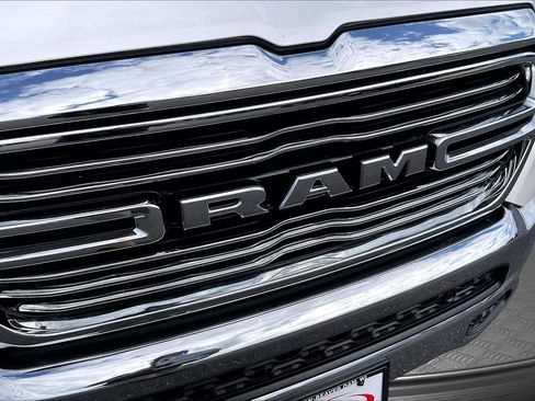 Used 2022 RAM 1500 Laramie AWD/4WD image 27