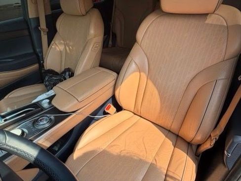 Used 2023 Genesis GV80 2.5T w/ Prestige Package AWD/4WD image 12
