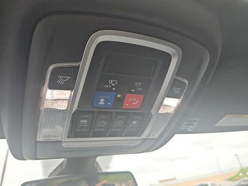 Used 2019 RAM 1500 Rebel w/ Rebel Level 2 Equipment Group AWD/4WD image 29