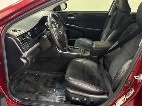 Certified 2017 Toyota Camry XSE image 13