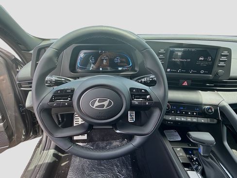 New 2026 Hyundai Elantra SEL Sport Premium FWD image 8