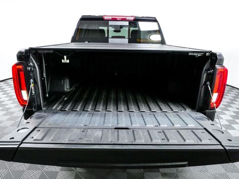Used 2024 GMC Sierra 1500 Denali AWD/4WD image 32