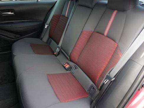 Used 2024 Toyota Corolla SE image 17