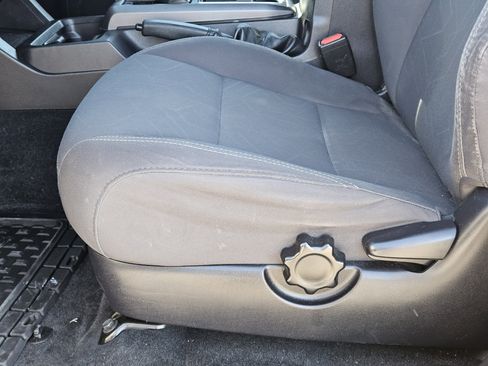 Used 2019 Toyota Tacoma TRD Off-Road w/ Technology Package image 23