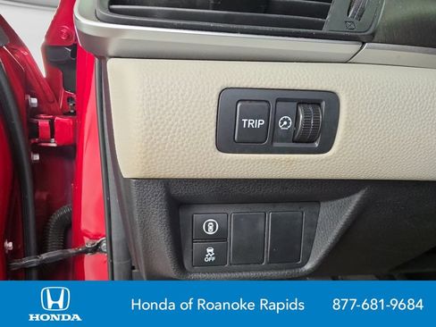 Used 2019 Honda Accord LX image 29