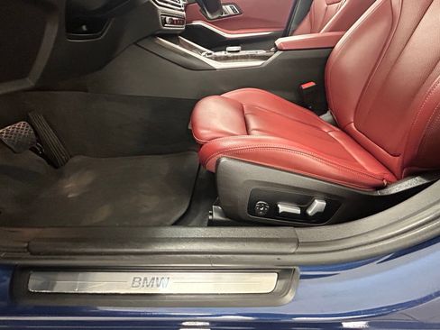 Used 2023 BMW 330i xDrive Sedan w/ Premium Package AWD/4WD image 31