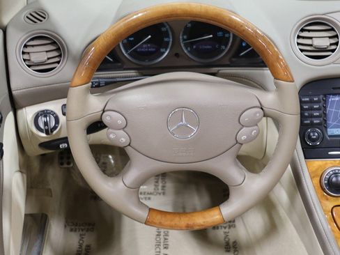 Used 2007 Mercedes-Benz SL 550 image 47