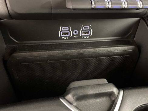 Used 2025 RAM 1500 Big Horn AWD/4WD image 23