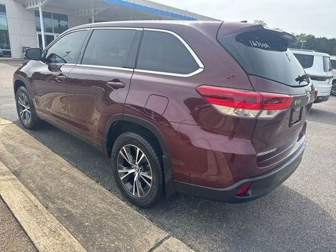 Used 2019 Toyota Highlander Plus image 4
