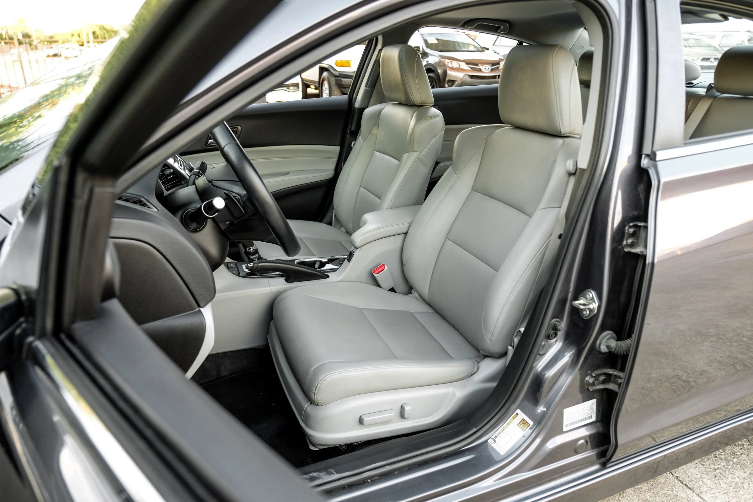 Used 2018 Acura ILX w/ Special Edition Package FWD image 30