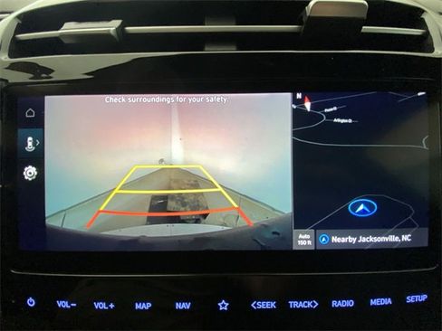 Used 2023 Hyundai Santa Cruz SEL Premium image 17