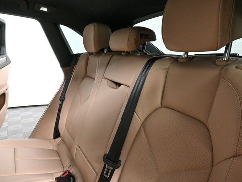 Used 2026 Porsche Macan image 22