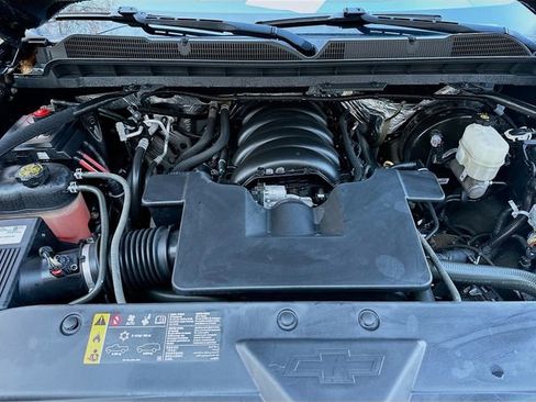 Used 2018 Chevrolet Silverado 1500 LT w/ All Star Edition image 32