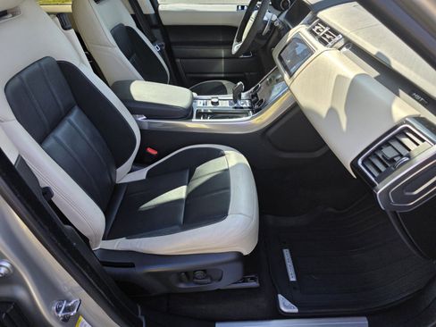 Used 2020 Land Rover Range Rover Sport HST AWD/4WD image 3