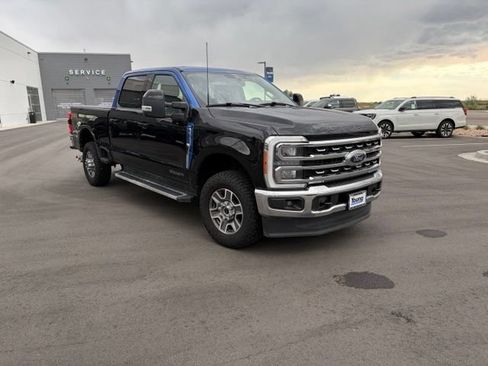 Used 2023 Ford F350 Lariat w/ FX4 Off-Road Package AWD/4WD image 8