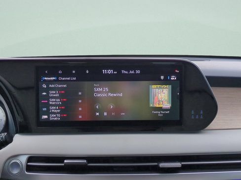 Used 2024 Hyundai Palisade Limited FWD image 14