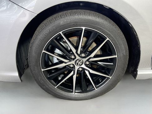 Used 2024 Toyota Camry SE FWD image 14
