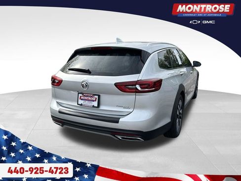 Used 2019 Buick Regal Preferred w/ Sights and Sounds Package AWD/4WD image 5
