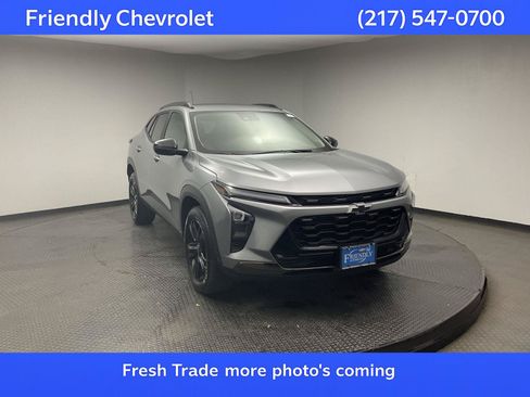 Certified 2025 Chevrolet Trax ACTIV w/ Driver Confidence Package FWD image 1
