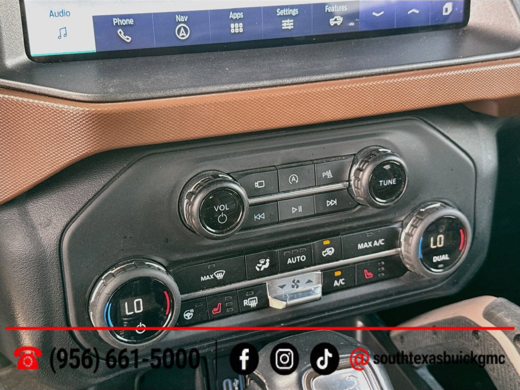 Used 2024 Ford Bronco Outer Banks AWD/4WD image 19