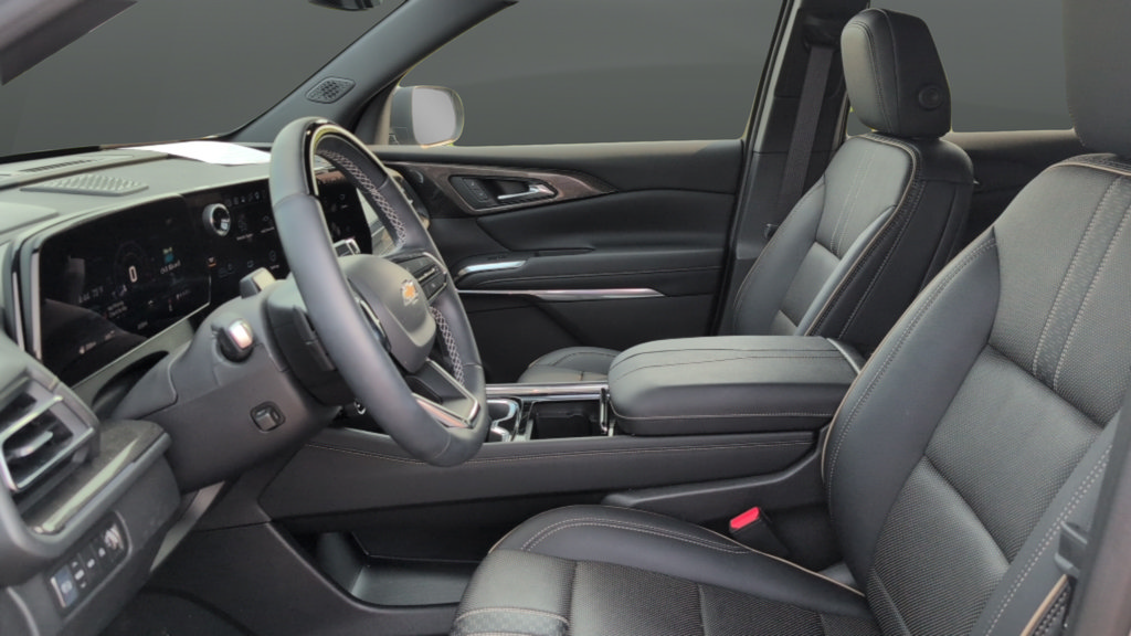 Used 2026 Chevrolet Traverse High Country w/ LPO, Floor Liner Package AWD/4WD image 10