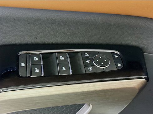 New 2025 Nissan Pathfinder Platinum w/ Cargo Package image 20