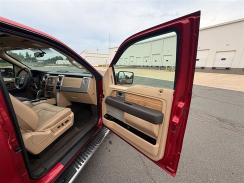 Used 2011 Ford F150 Lariat w/ Lariat Chrome Pkg AWD/4WD image 21
