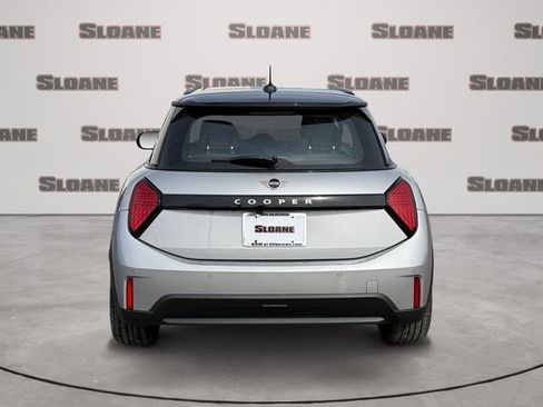 New 2026 MINI Cooper 2-Door Hardtop FWD image 4