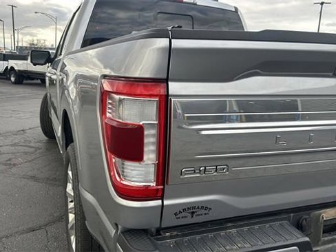 Used 2022 Ford F150 Limited image 14