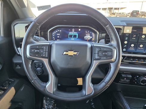 Used 2022 Chevrolet Silverado 1500 LTZ w/ LTZ Premium Package image 31
