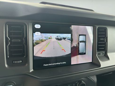New 2025 Ford Bronco Badlands AWD/4WD image 18