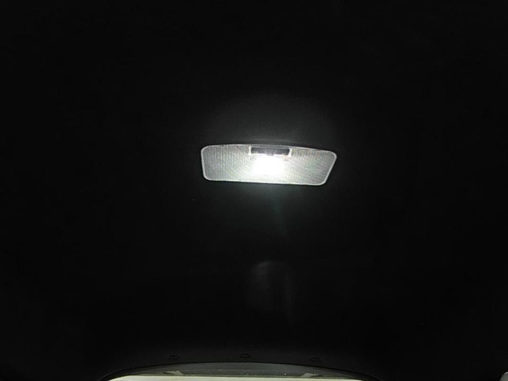 Used 2021 Toyota C-HR XLE FWD image 17