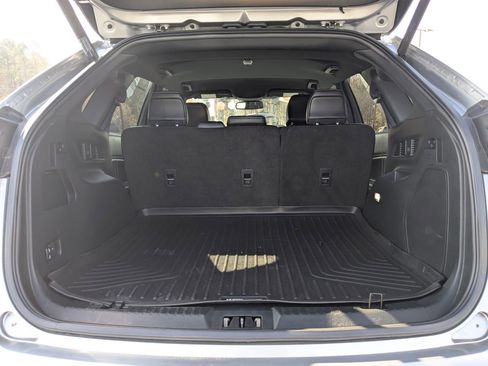 Used 2020 Ford Edge ST image 25