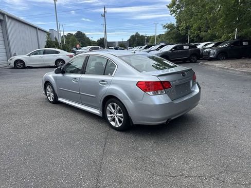 Used 2013 Subaru Legacy 2.5i Limited AWD/4WD image 7