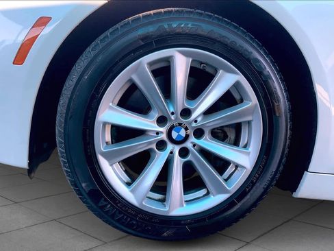 Used 2016 BMW 528i Sedan image 10