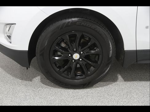 Used 2020 Chevrolet Equinox LT FWD image 21