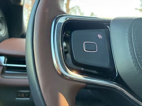 Certified 2025 Lincoln Navigator Reserve image 29